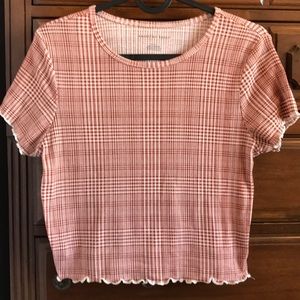 Cute AE Frilly Crop Tee🌿